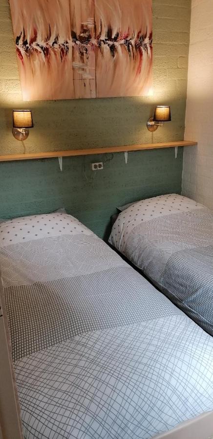 סימפלוולד Vakantiebungalow מראה חיצוני תמונה